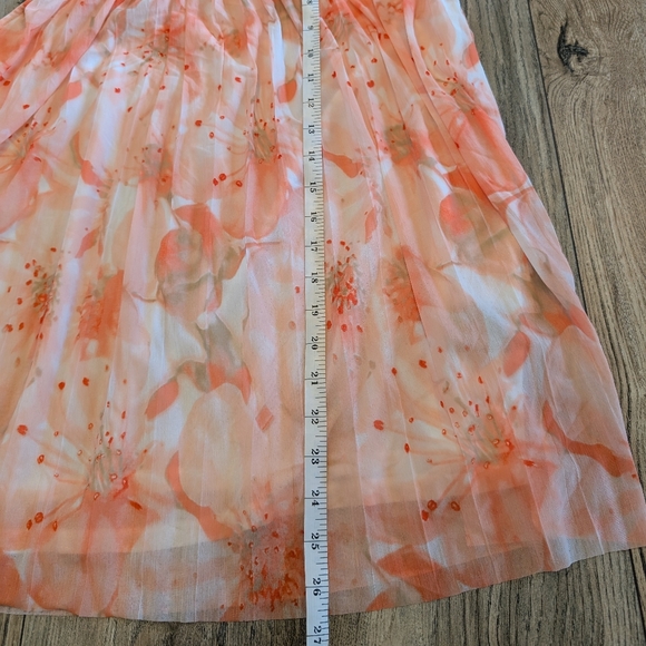 WORTHINGTON Pleated Blouse Sleeveless Flowy Orange and Cream Size Medium - Picture 5 of 7